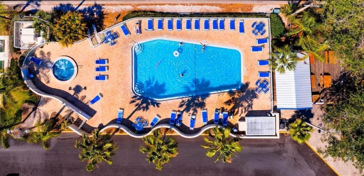 Beautiful New Luxury Townhome With Private Beach And Swimming Pools Ruskin Dış mekan fotoğraf